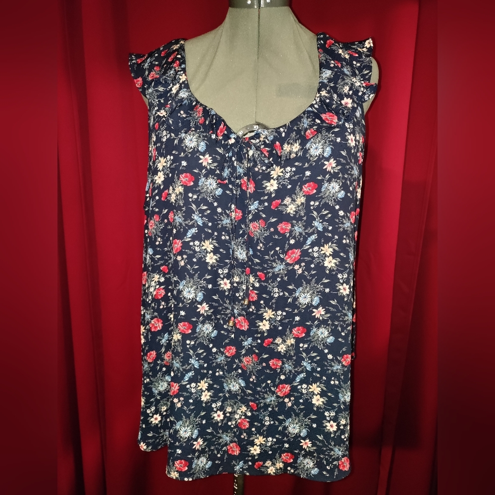 Floral camisole with ruffled collar and tassels